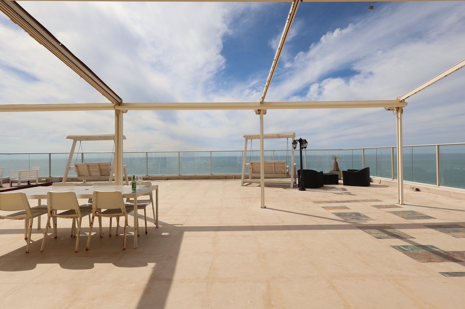 The Netanya Miracle: Designing a Full Apartment Against the Clock - The grand finale: a 250-metre porch
