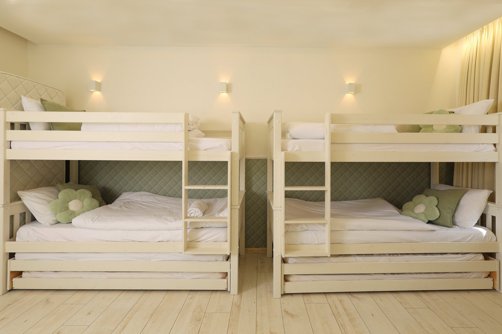 The Netanya Miracle: Designing a Full Apartment Against the Clock - The long bedroom