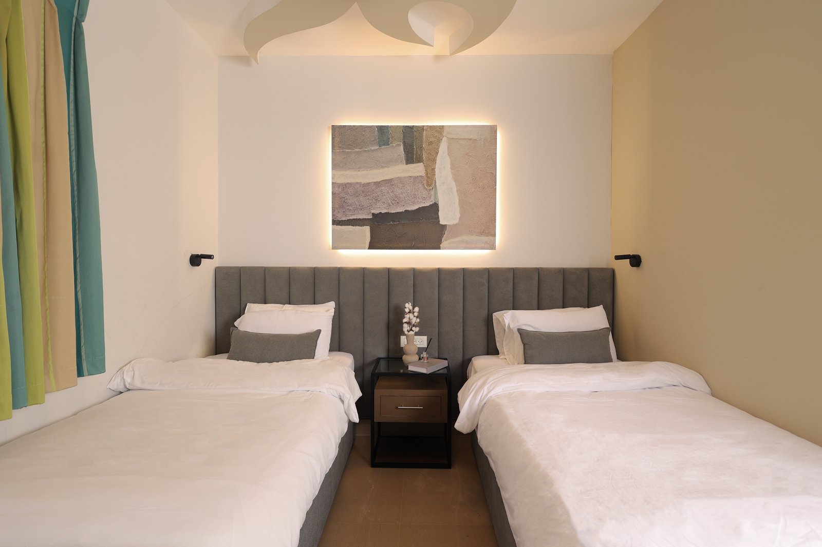 The Netanya Miracle: Designing a Full Apartment Against the Clock - Designing from art: a 48-hour secret