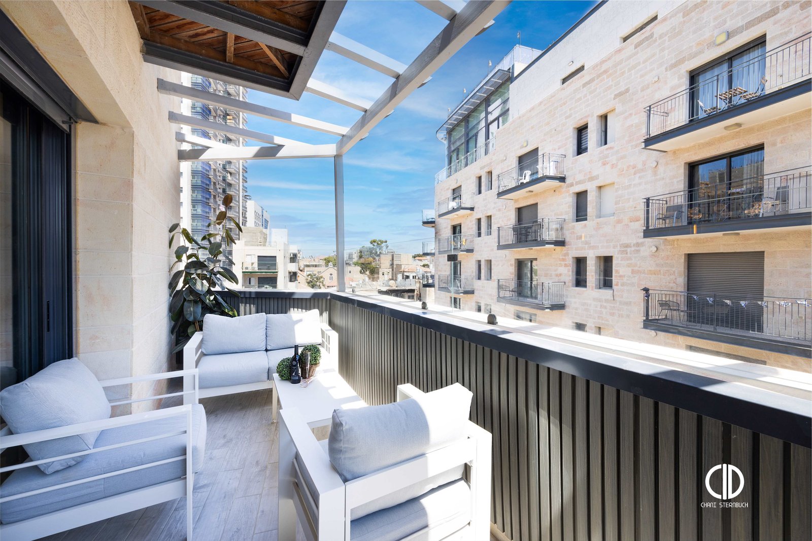 The Subtle Differences That Change a Design - The apartment next door: similar yet different