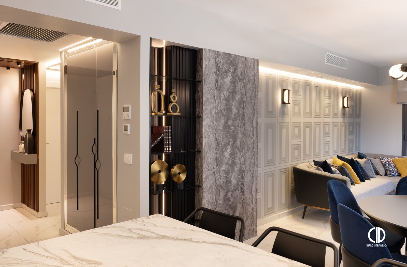 The Subtle Differences That Change a Design - The apartment next door: similar yet different