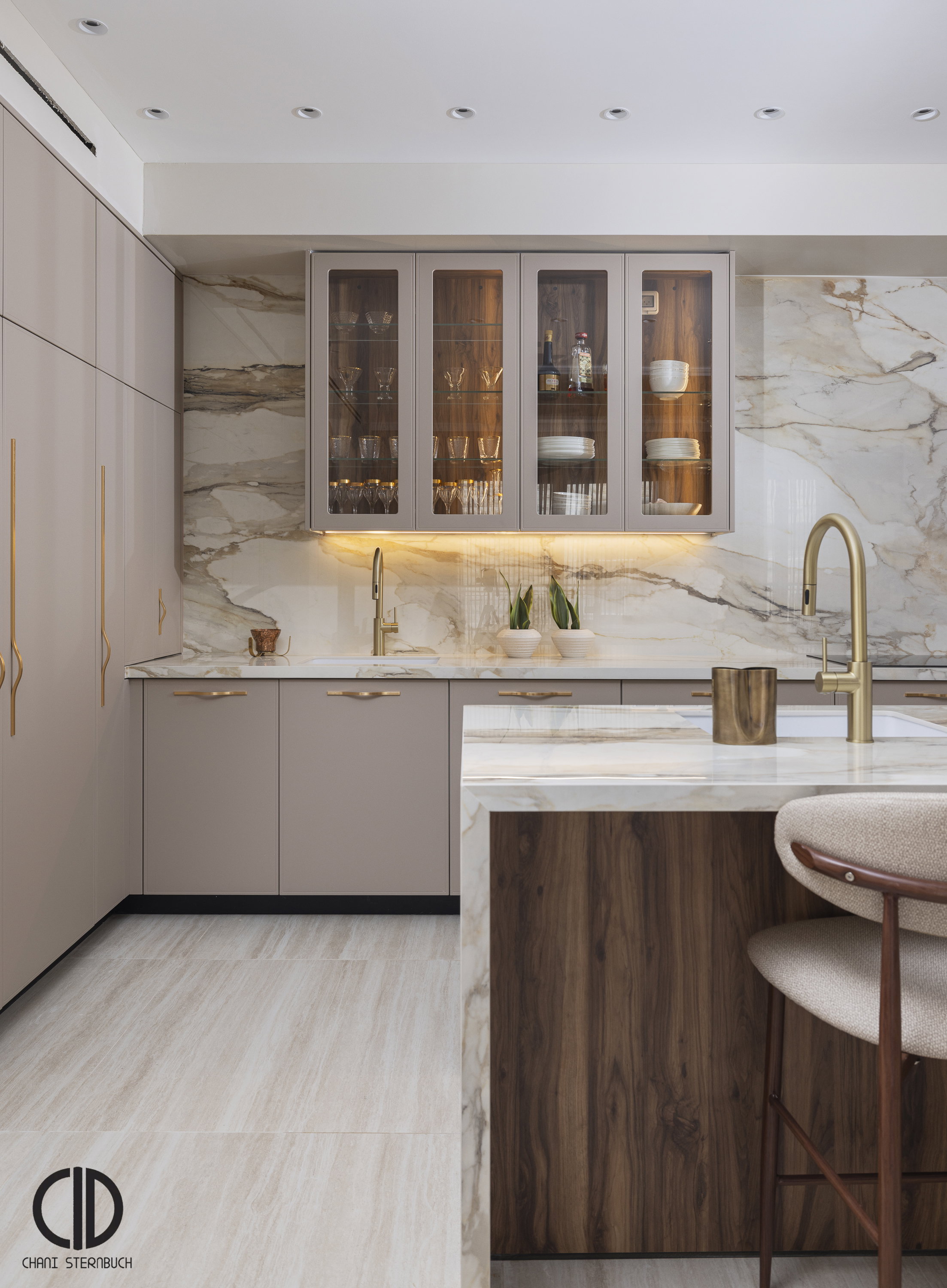 Stylish, Flexible Family Living in the Heart of Jerusalem