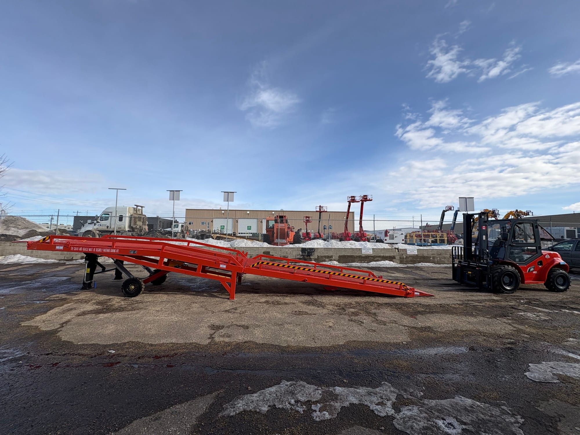 Mobile LOADING RAMP