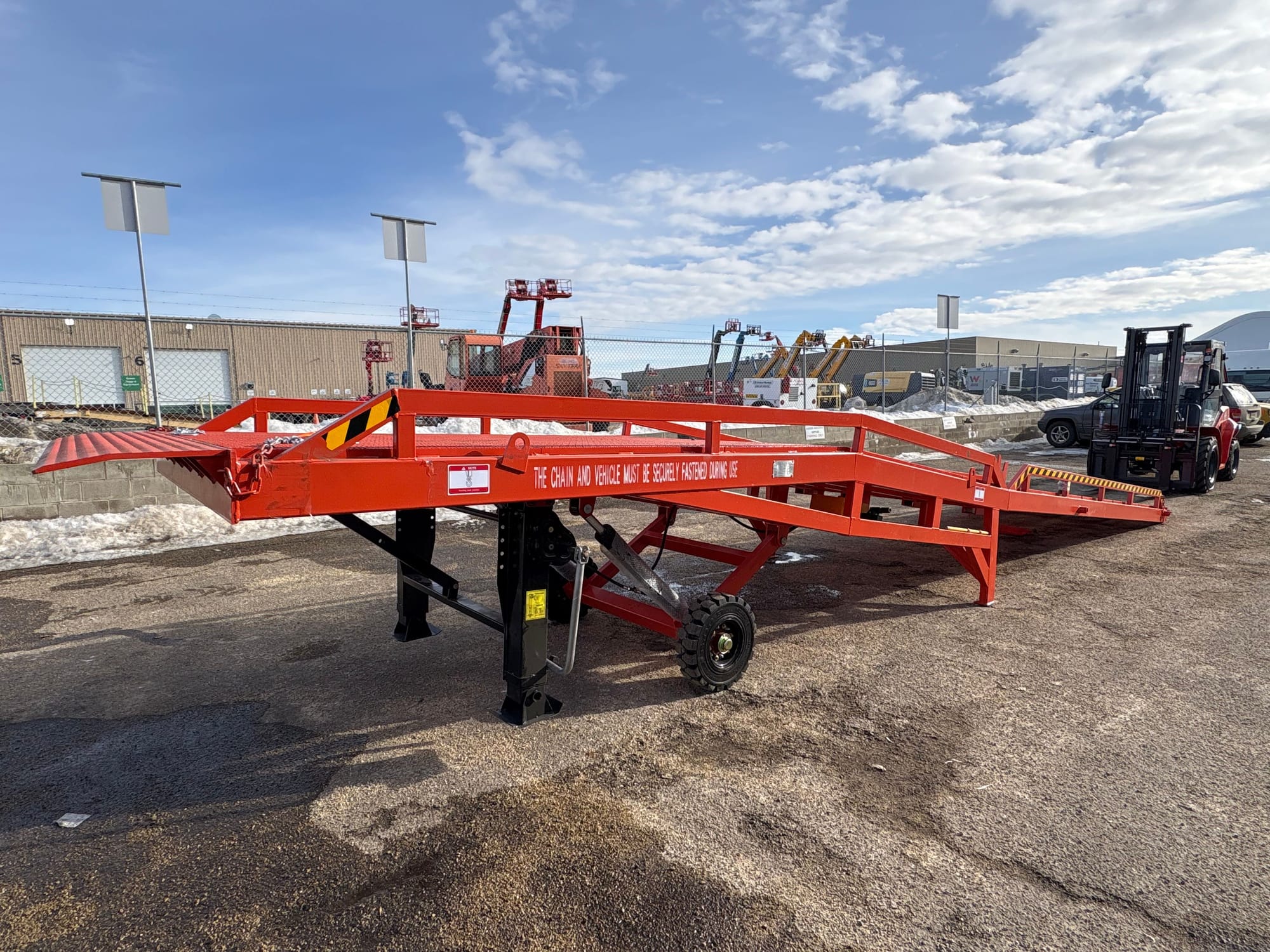 Mobile LOADING RAMP