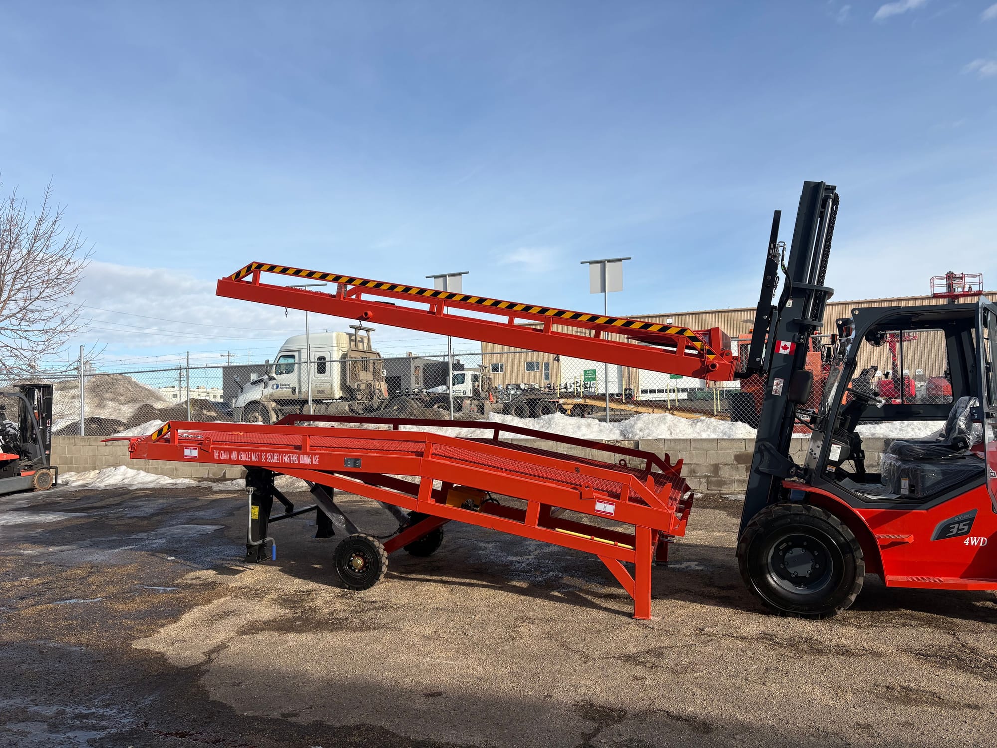 Mobile LOADING RAMP