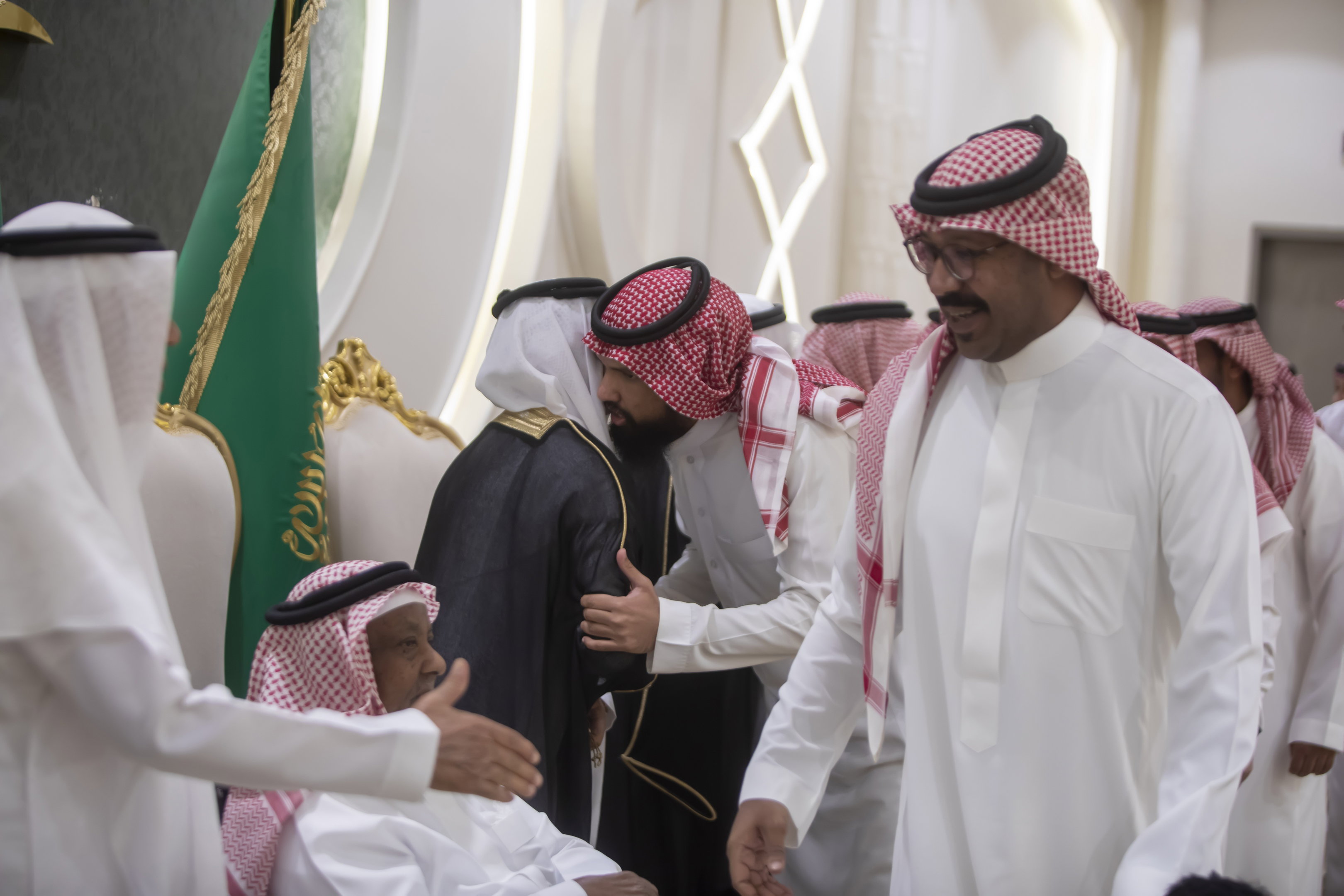 زواج العريس / مرضي بن ناصر الدوسري بقاعة المها للاحتفالات 