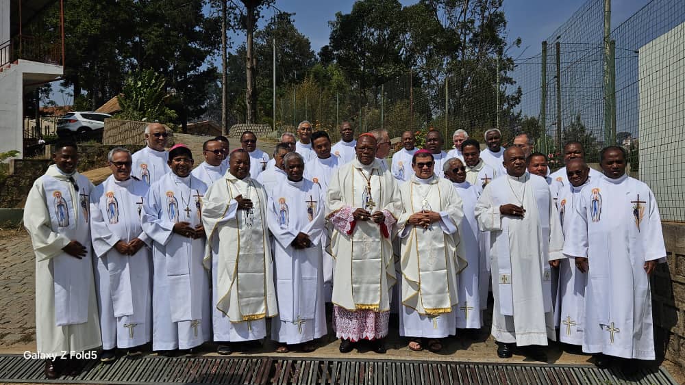 Quand la visite pastorale du Cardinal Ambongo, Président du SCEAM, renforce le lien de l'Eglise de Dieu qui est à Madagascar à l'Eglise universelle