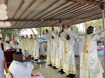 L’Église de Kikwit augmentée par cinq diacres et cinq prêtres