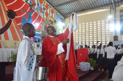Célébration de quinze ans de sacerdoce et ouverture de l’année scolaire 2024-2025 : Abbé Jean-Marie Konde à l’Institut de la Colline