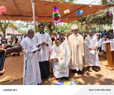 Visite pastorale de Monseigneur Likolo à la nouvelle paroisse de Bokada