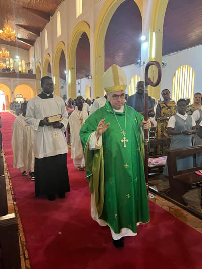 Le Pape François au centre des prières du peuple cantrafricain