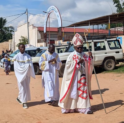 Messe chrismale au Diocèse d'Uvira avec Mgr Muyengo