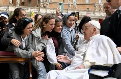 Du 13 au 17 avril: extraits de messages du Pape François et visites