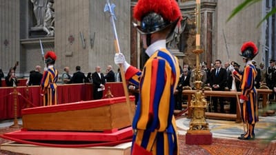 Cinquantaine de chefs d'Etat attendus aux obsèques du Pape François