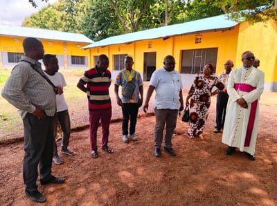 Mgr José Likolo et les préparatifs de l'ordination épiscopale de Mgr Mopepe
