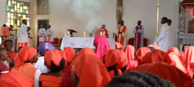 Diocèse de Bunia:646 jeunes confirmés par Monseigneur Uringi