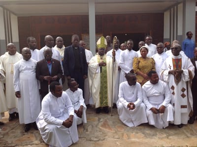 Passation du pouvoir:le nouveau comité chez les Frères Serviteurs