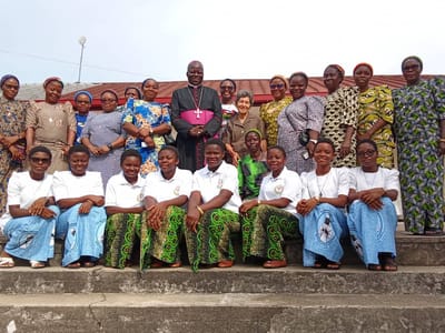 Mgr Joseph Mopepe : Cap sur l'unité avec les Oblates à Kinshasa