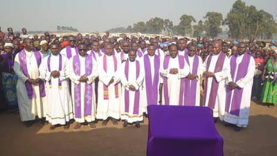 Ituri:les prêtres du Doyenné Nord au chevet des déplacés de Savo