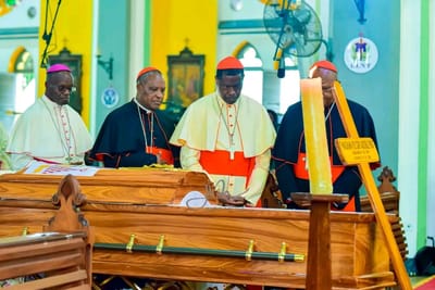 Adieu au Cardinal Pengo : l'hommage de l'Afrique et de la Tanzanie