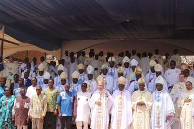 Mgr Relwendé Kisito Ouédraogo ordonné évêque à Yagma par le Cardinal Parolin