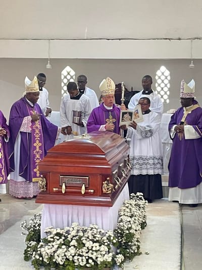 Obsèques à Mvam-Zamba : l'Église rend hommage à la mère de l'Évêque d'Ebolowa