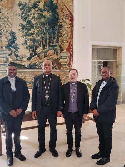 Mgr Likolo en Espagne : Une Visite Pastorale Stratégique