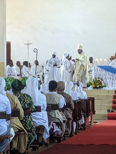 Bangui : trois sœurs de Nicolas Barré consacrées par Mgr Samedi