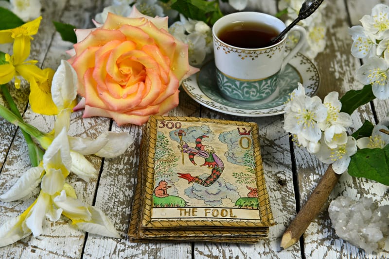 Combined Intuitive Psychic Tarot Reading and Reiki Healing Session