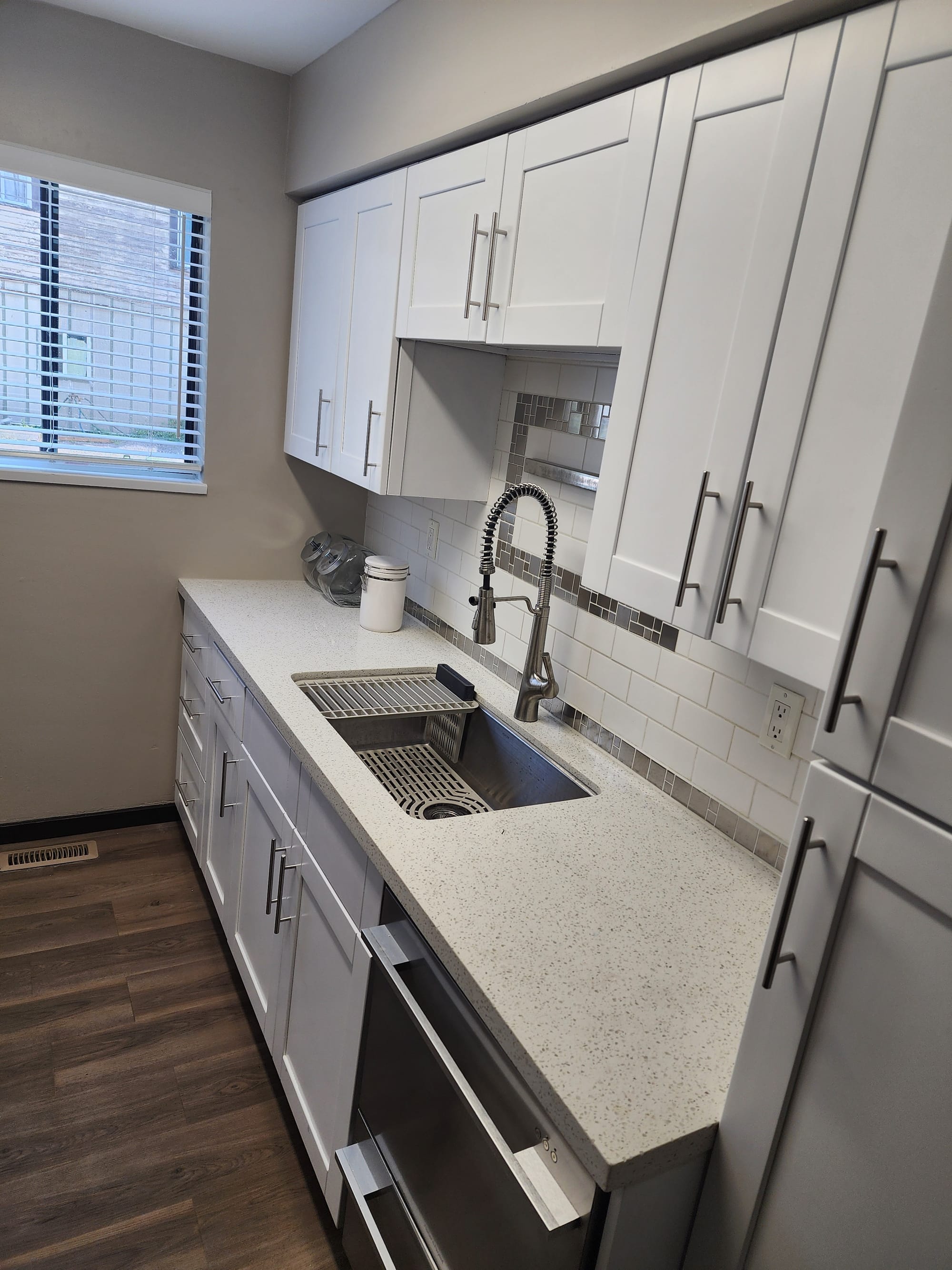 East Vancouver Refinish Doors, Drawer Fronts and Cabinets