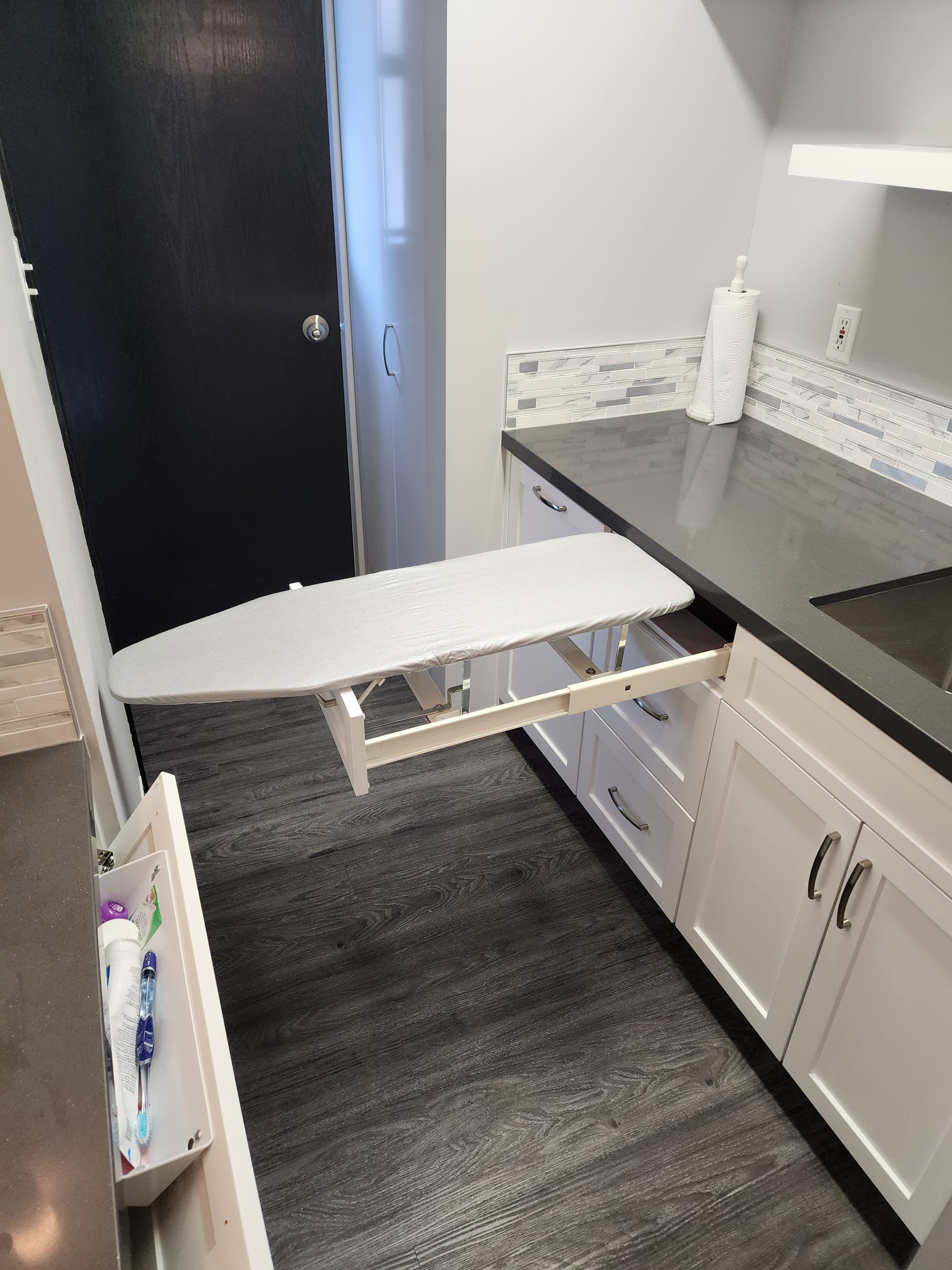 East Vancouver Vanities and Bathroom Renovation