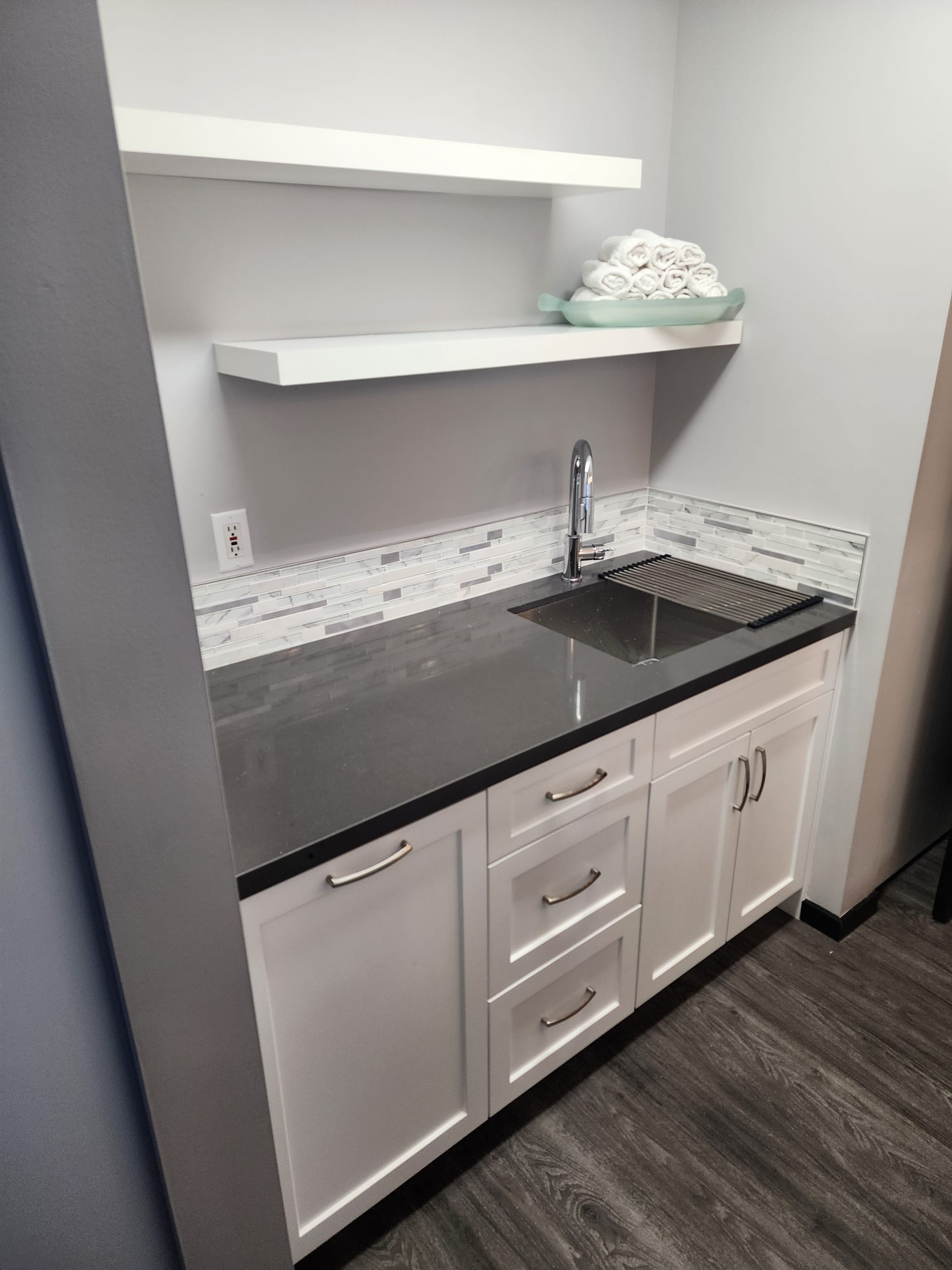 East Vancouver Vanities and Bathroom Renovation