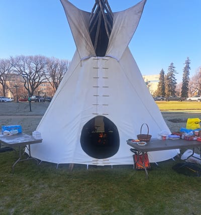 Sacred fire burns at Manitoba legislature in honour of Murray Sinclair