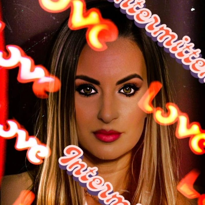 Exzenya – “Intermittent Love”