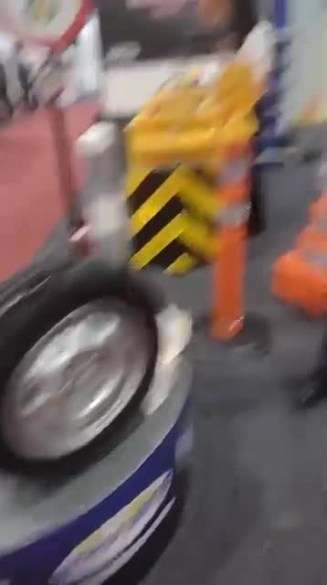 Estande - Word Center