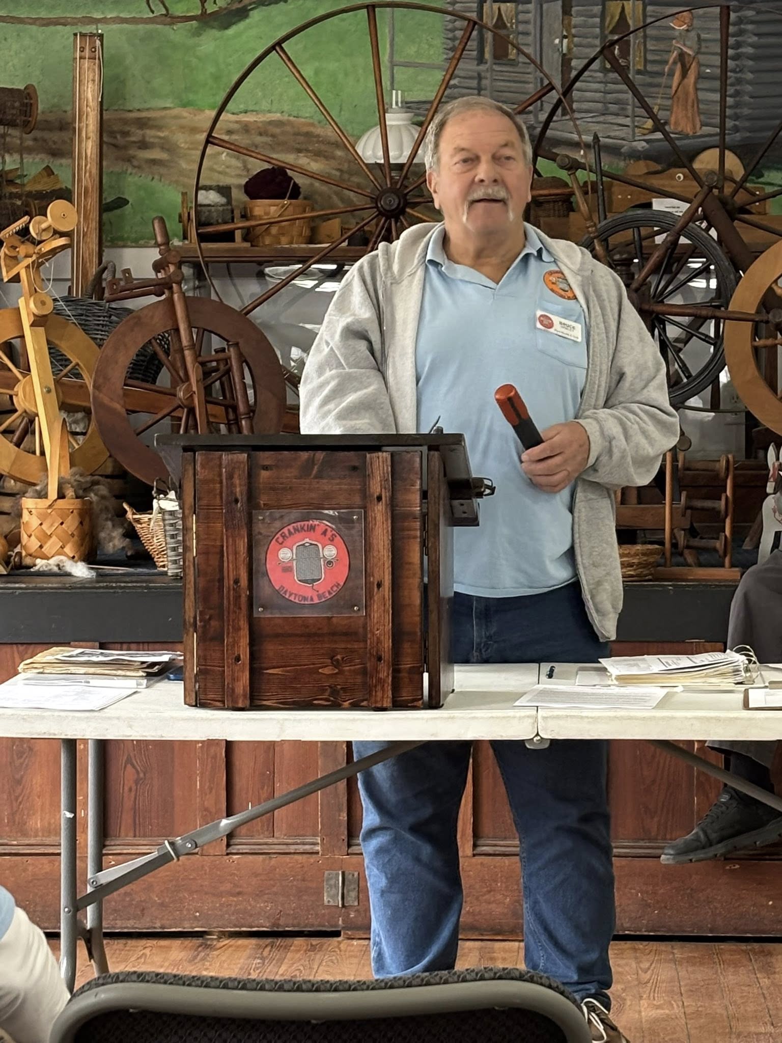 Bruce Hawley opens the meeting