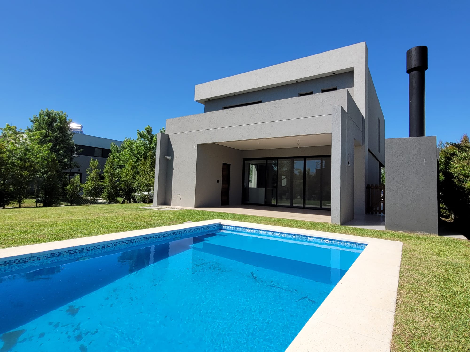 “La sutileza de lo esencial.”