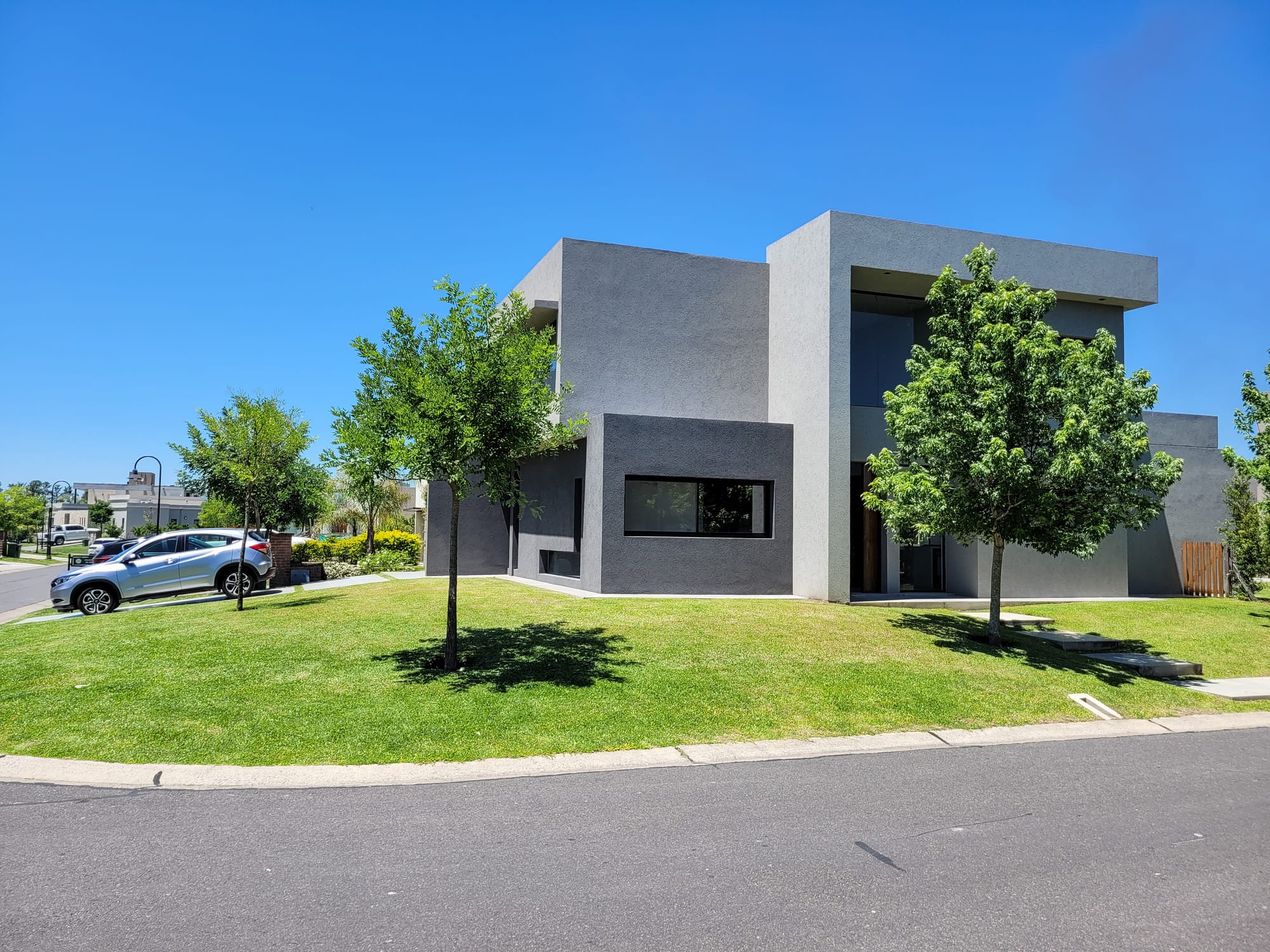 “La sutileza de lo esencial.”