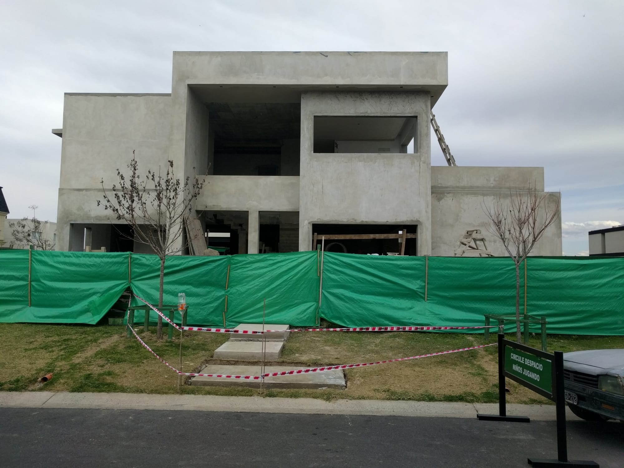 La Construcción: Los Movimientos