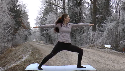 Basics: Yogahaltungen für Anfänger im Stand