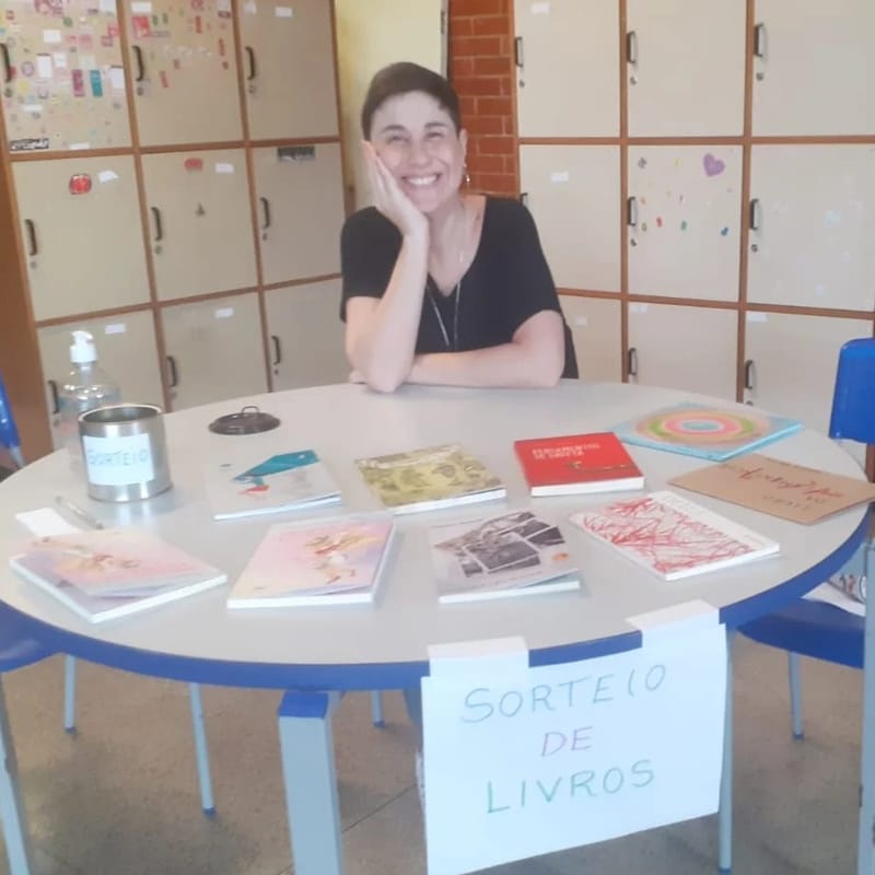 Lançamento do livro Menina na Estrada