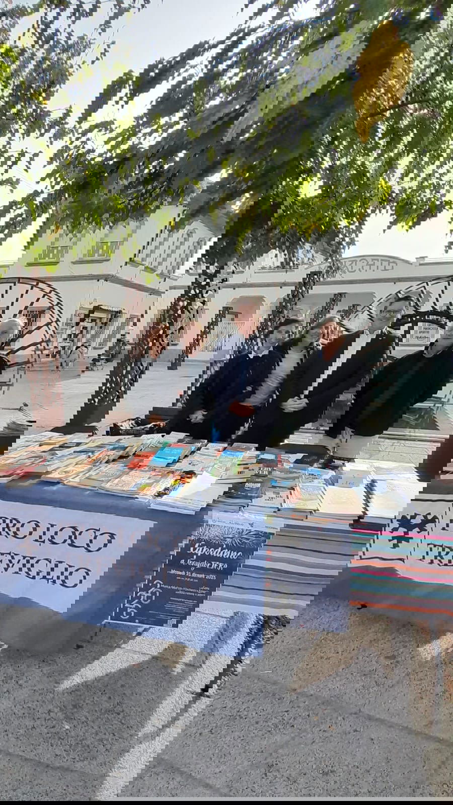 19/10/2025 MERCATINO LIBRI