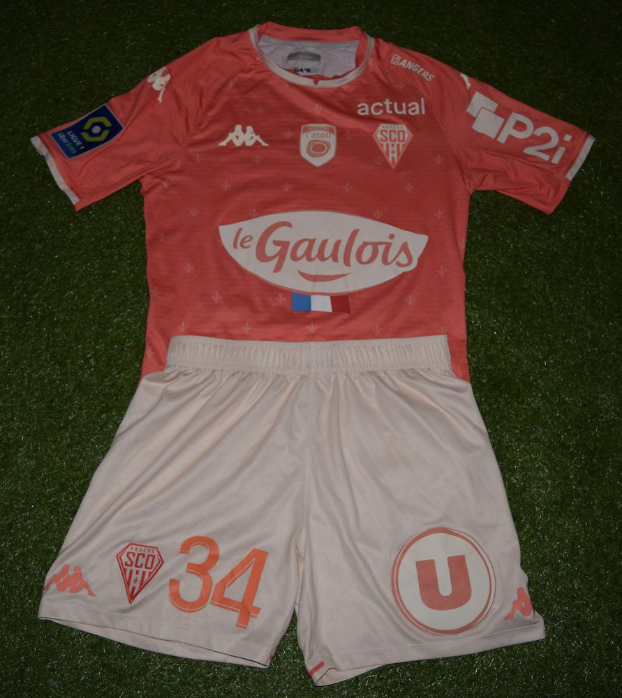 Maillot + Short Third 2021-2022 de Yassin Belkhdim