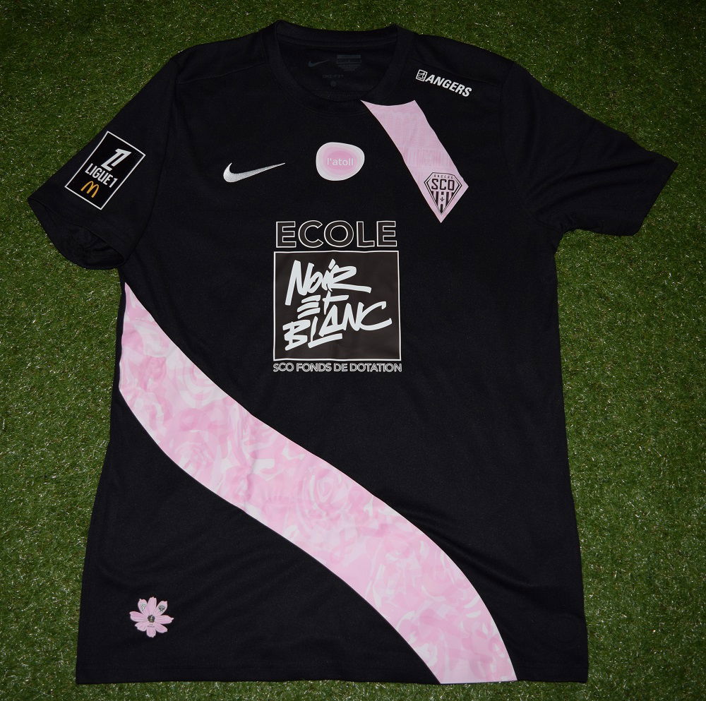 Camiseta especial de portero "Octubre Rosa" 2024-2025 de Yahia Fofana - SIGNE