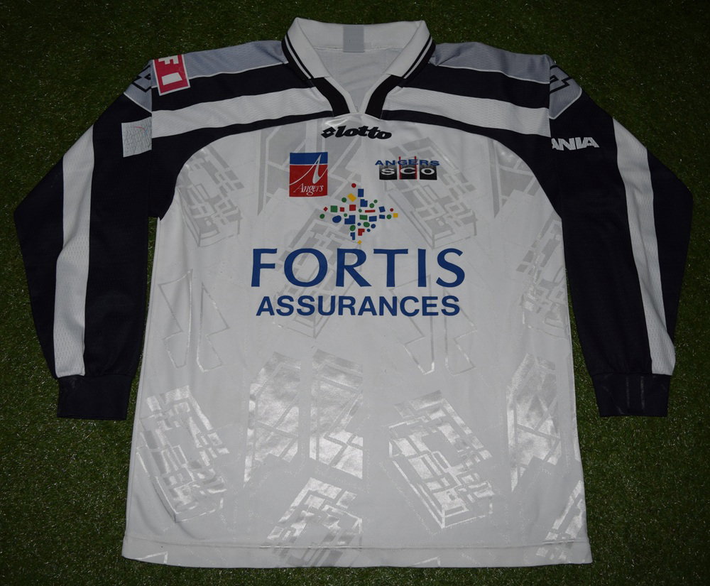 Olivier Vandevoorde's 1999-2000 long-sleeved home shirt