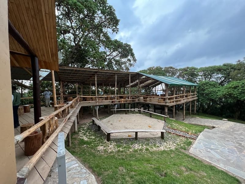 Coffee and Birds at Uwinka Overlook