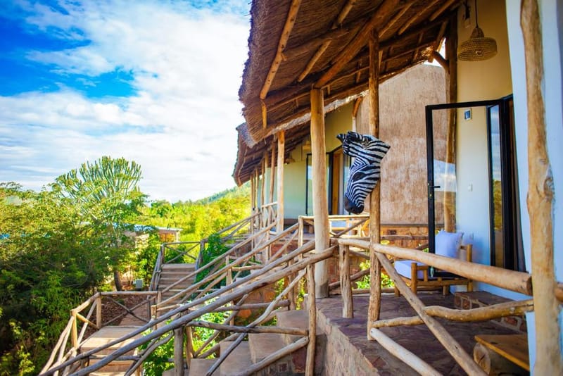 Between Community and Wilderness: The Akagera Park Inn Experience