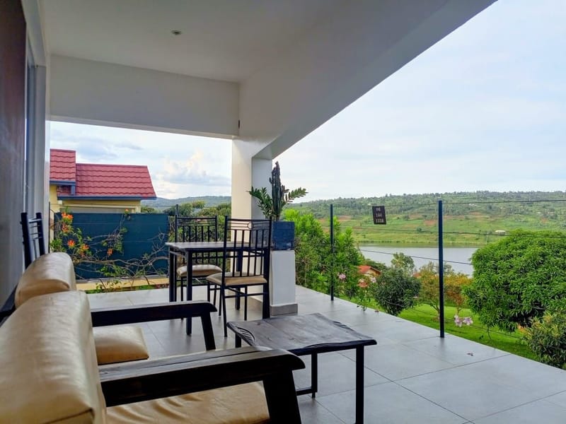 Escaping to Umuko Lodge