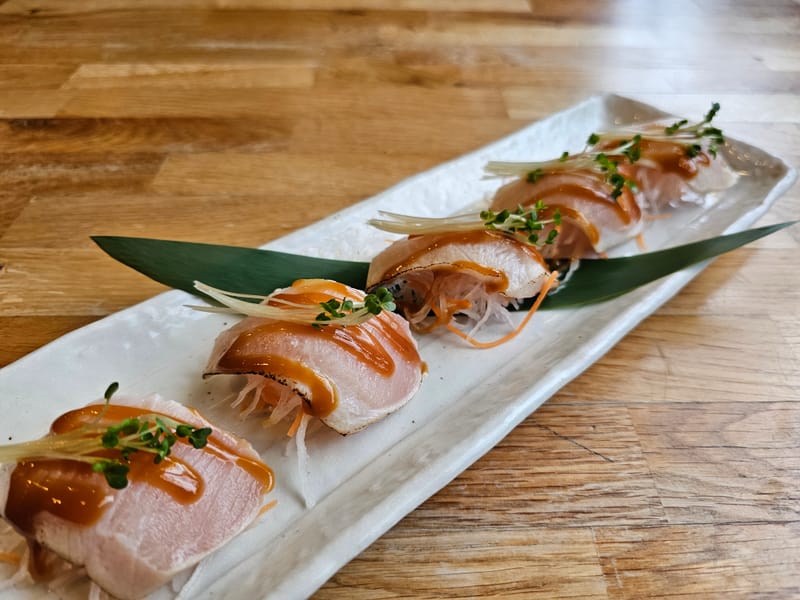 Hamachi Aburi