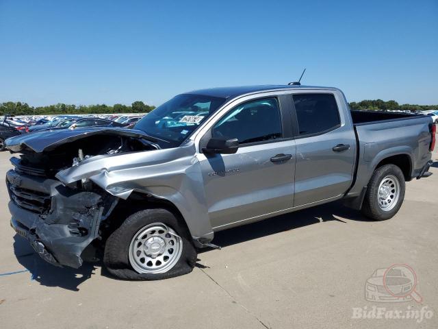 Chevrolet Colorado 2023 Gray 2.7L 4
